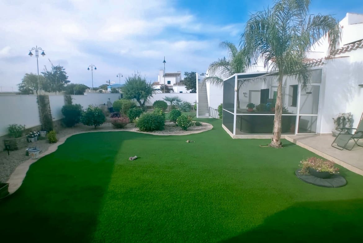 4 makuuhuone Huvila myytävänä paikassa Banos y Mendigo - 595 000 € (Ref: 9413010)