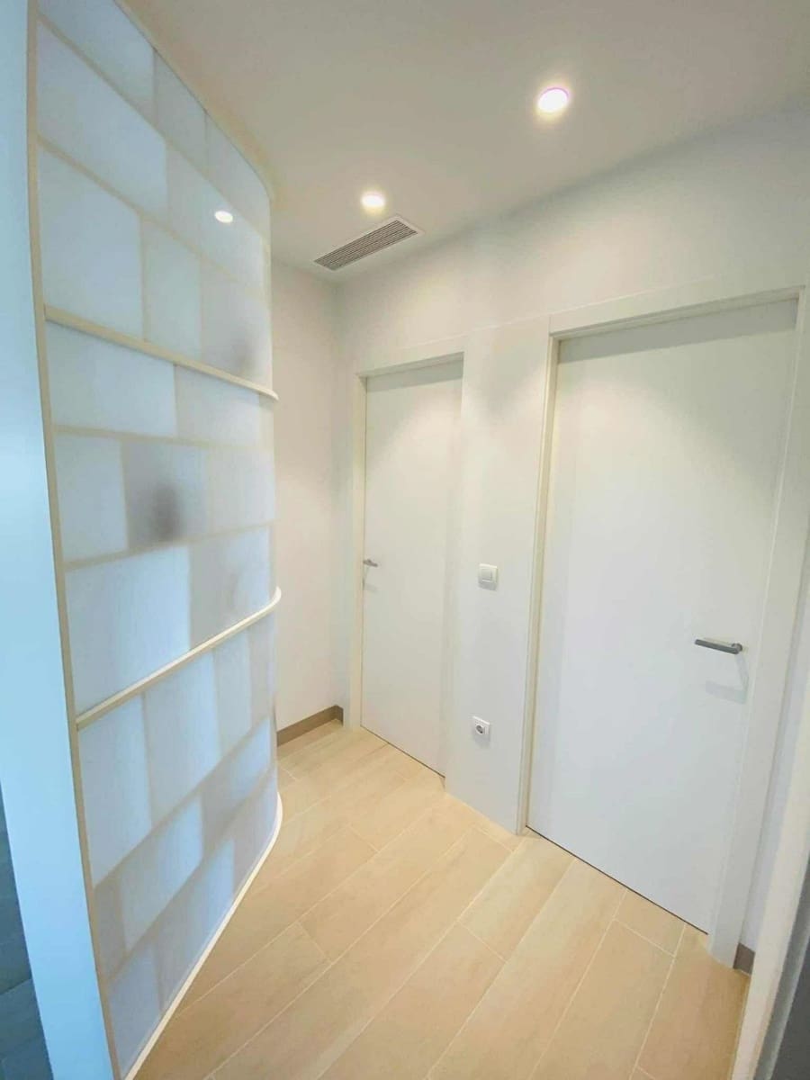 2 bedroom Apartment for sale in Dehesa de Campoamor with pool - € 369,000 (Ref: 9438332)