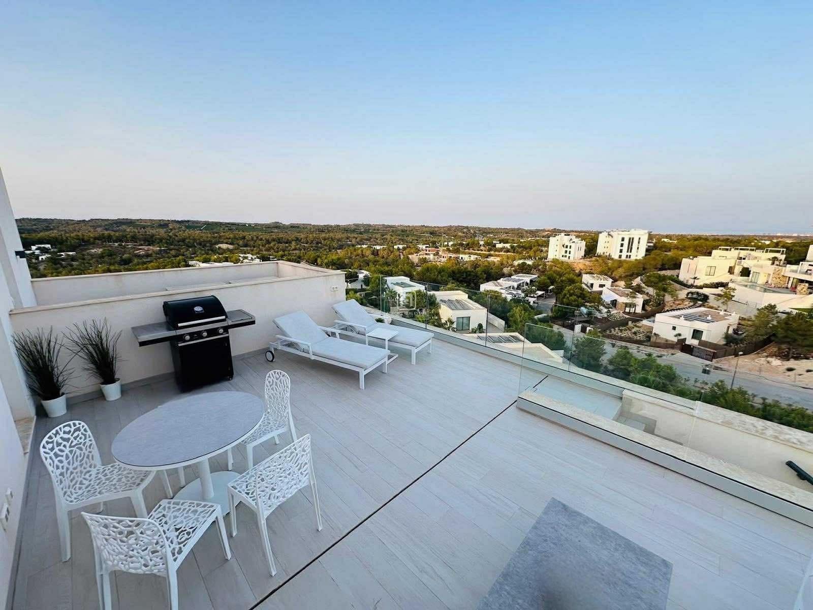 2 bedroom Apartment for sale in Dehesa de Campoamor with pool - € 369,000 (Ref: 9438332)