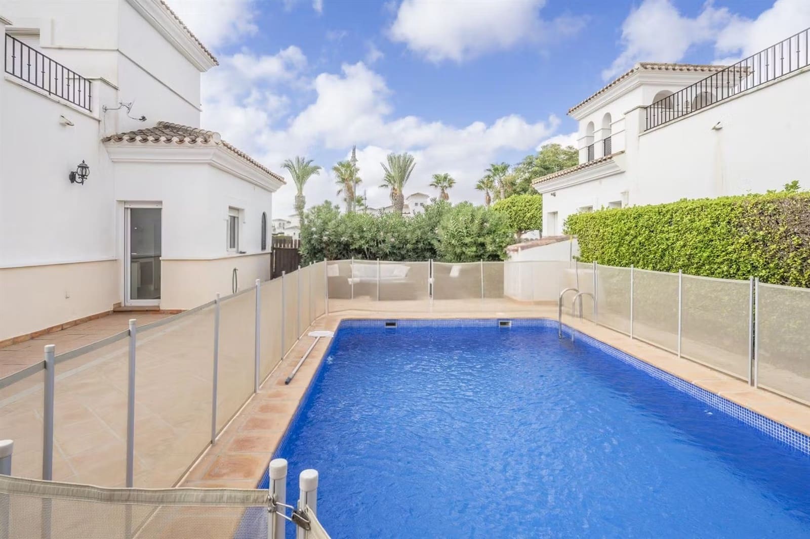 3 slaapkamer Villa te koop in Roldan - € 350.000 (Ref: 9506971)