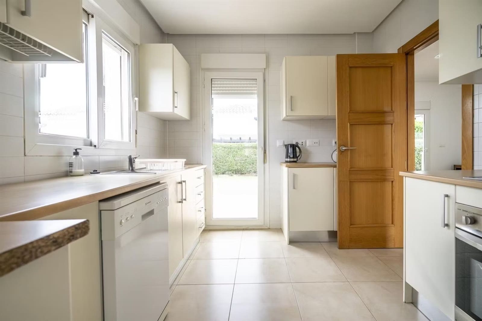 3 slaapkamer Villa te koop in Roldan - € 340.000 (Ref: 9506972)