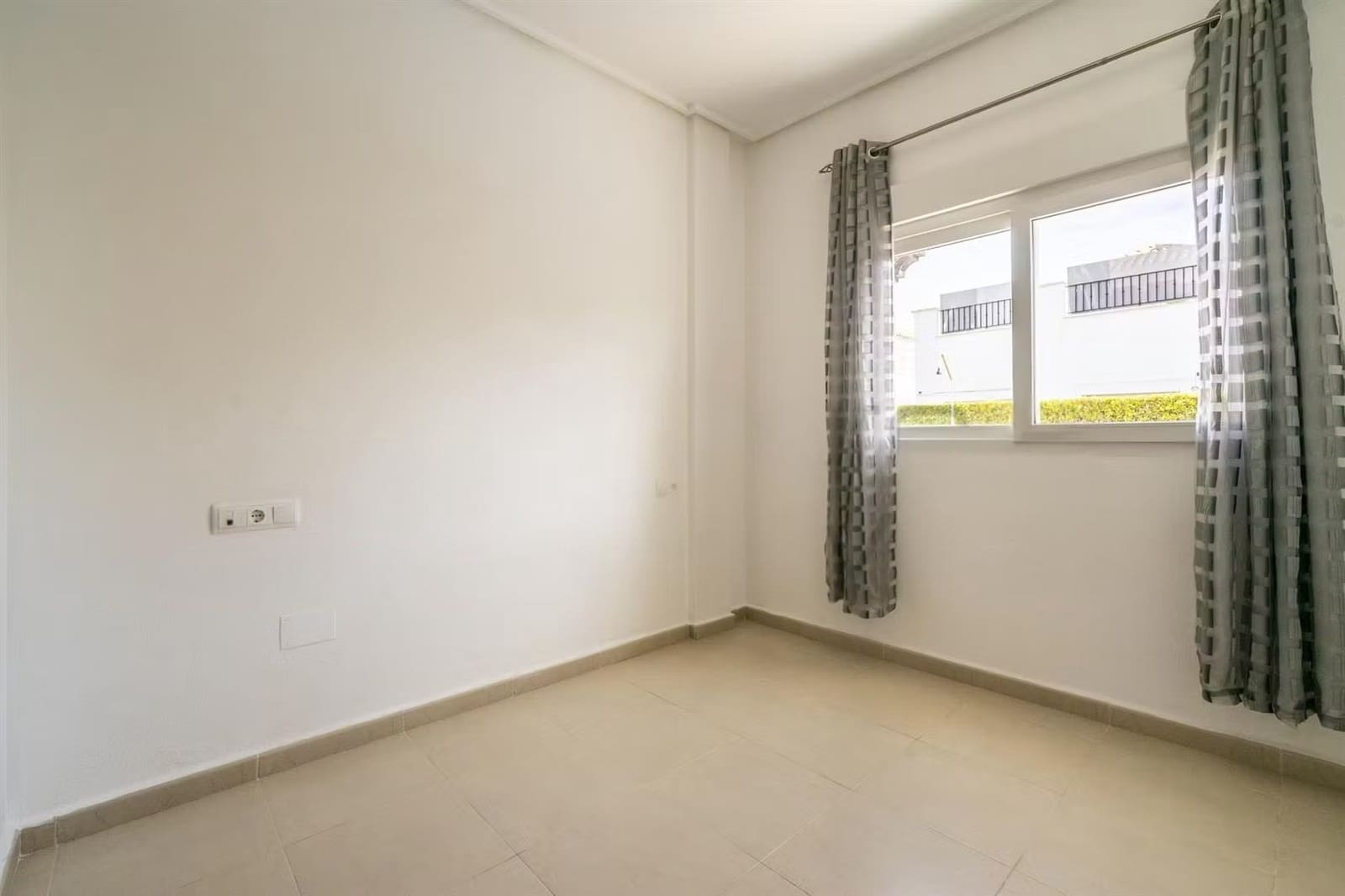 2 makuuhuone Huvila myytävänä paikassa Roldan - 235 000 € (Ref: 9506974)