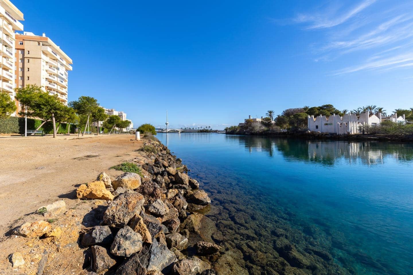 3 soverom Villa til salgs i La Manga del Mar Menor - € 295 000 (Ref: 9528937)