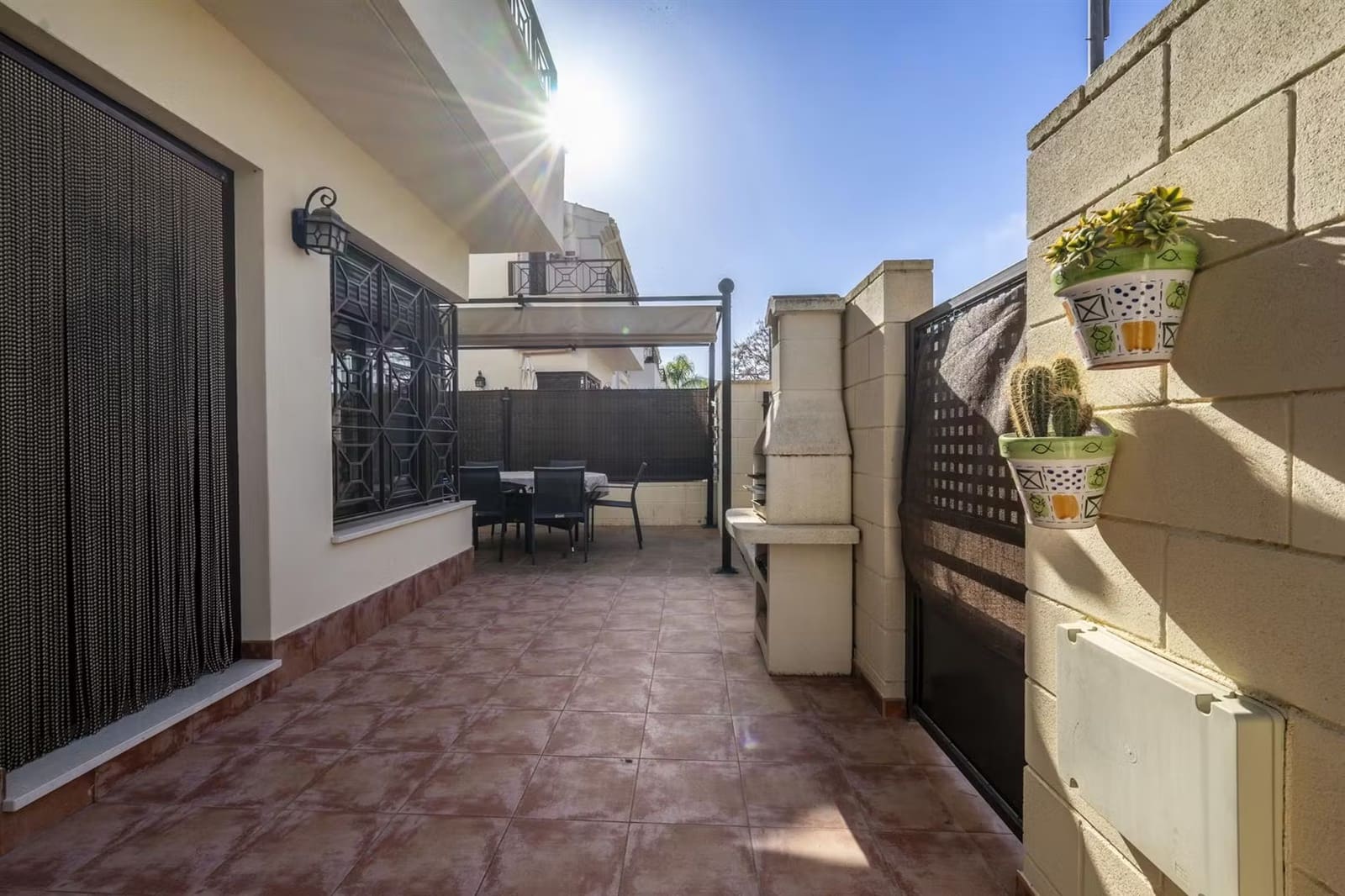 3 sypialnia Dom na sprzedaż w San Cayetano z basenem - 185 000 € (Ref: 9529084)