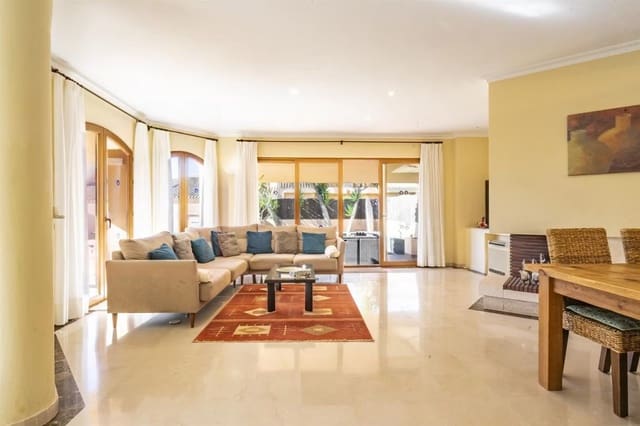 4 camera da letto Villa in vendita in La Manga Club, Cartagena con garage - 540.000 € (Rif: 9532341)