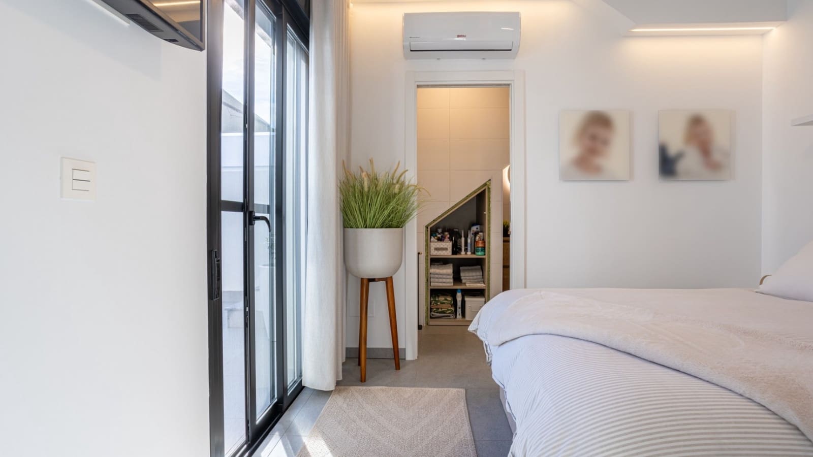 3 slaapkamer Villa te koop in Roldan met zwembad - € 342.000 (Ref: 9585053)