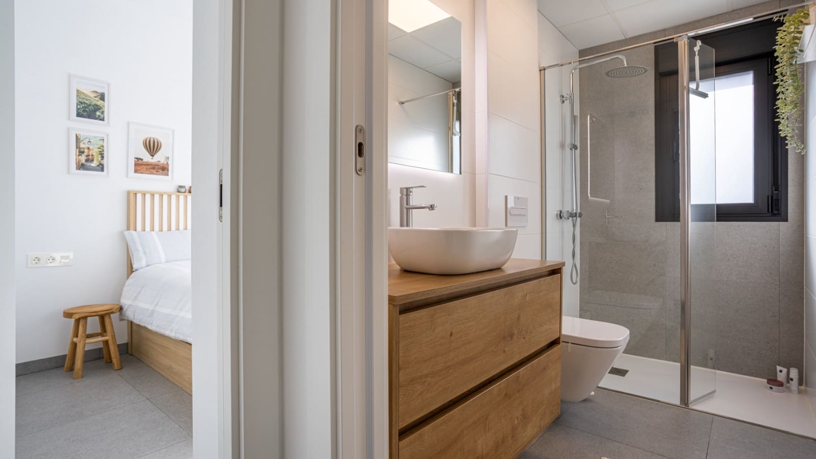 3 slaapkamer Villa te koop in Roldan met zwembad - € 342.000 (Ref: 9585053)