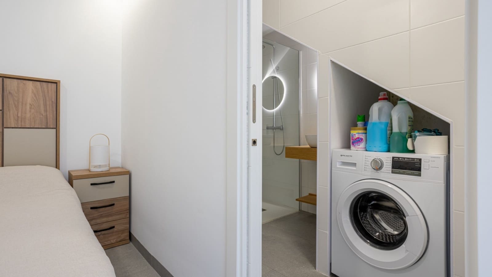 3 slaapkamer Villa te koop in Roldan met zwembad - € 335.000 (Ref: 9585054)