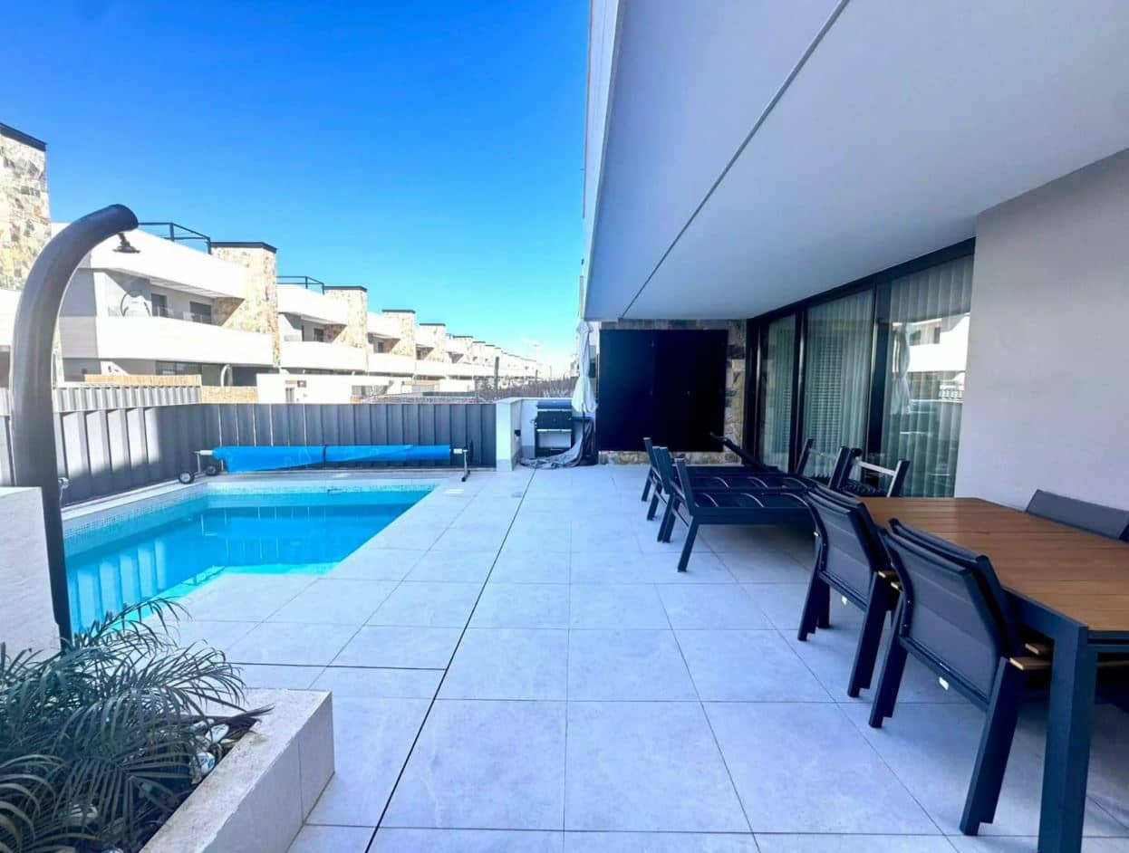 4 Zimmer Villa zu verkaufen in Torre-Pacheco mit Pool - 560.000 € (Ref: 9585055)