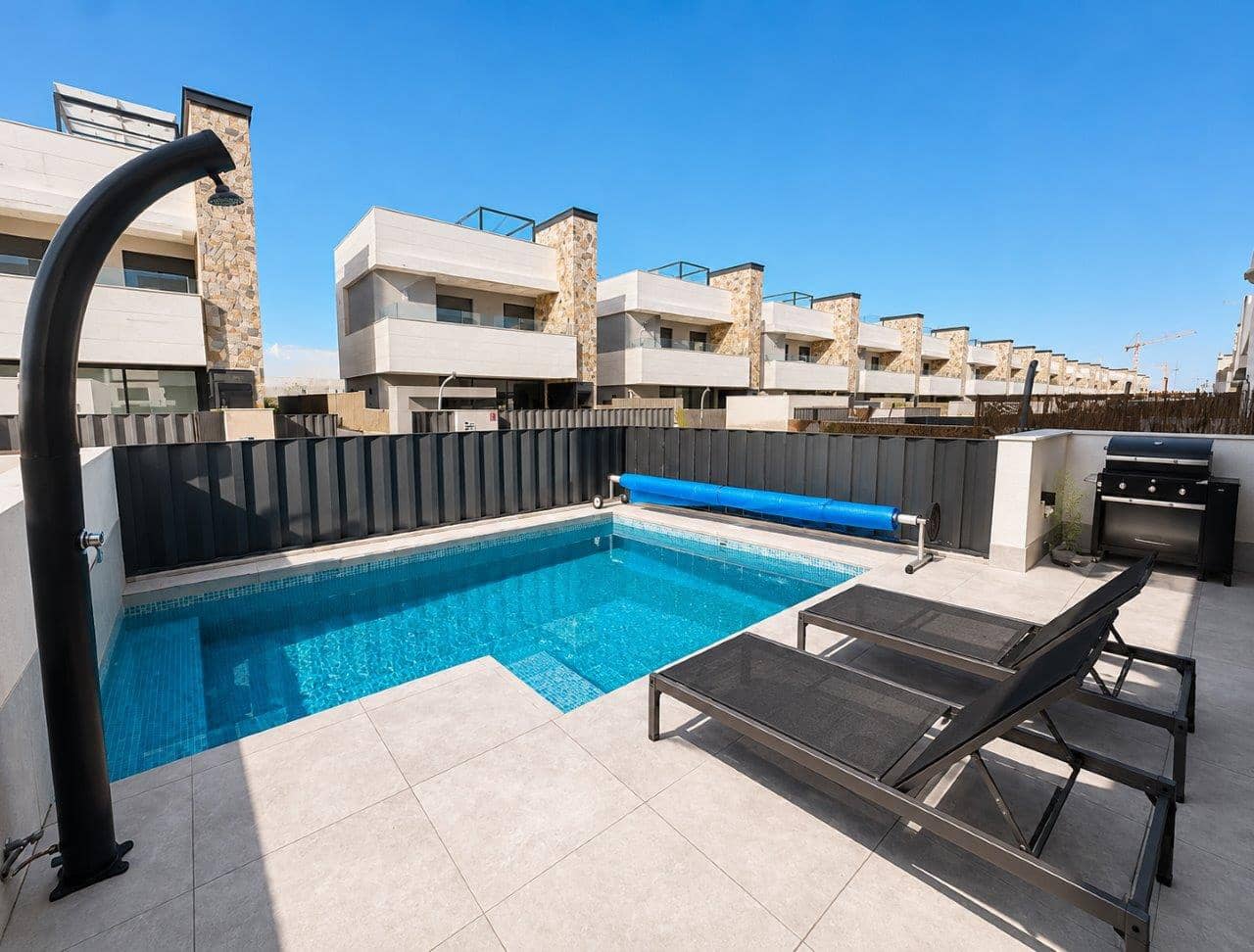 4 bedroom Villa for sale in Torre-Pacheco with pool - € 530,000 (Ref: 9585055)