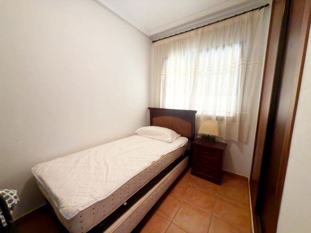 3 bedroom Apartment for sale in Roda, San Javier with pool - € 165,000 (Ref: 9624279)