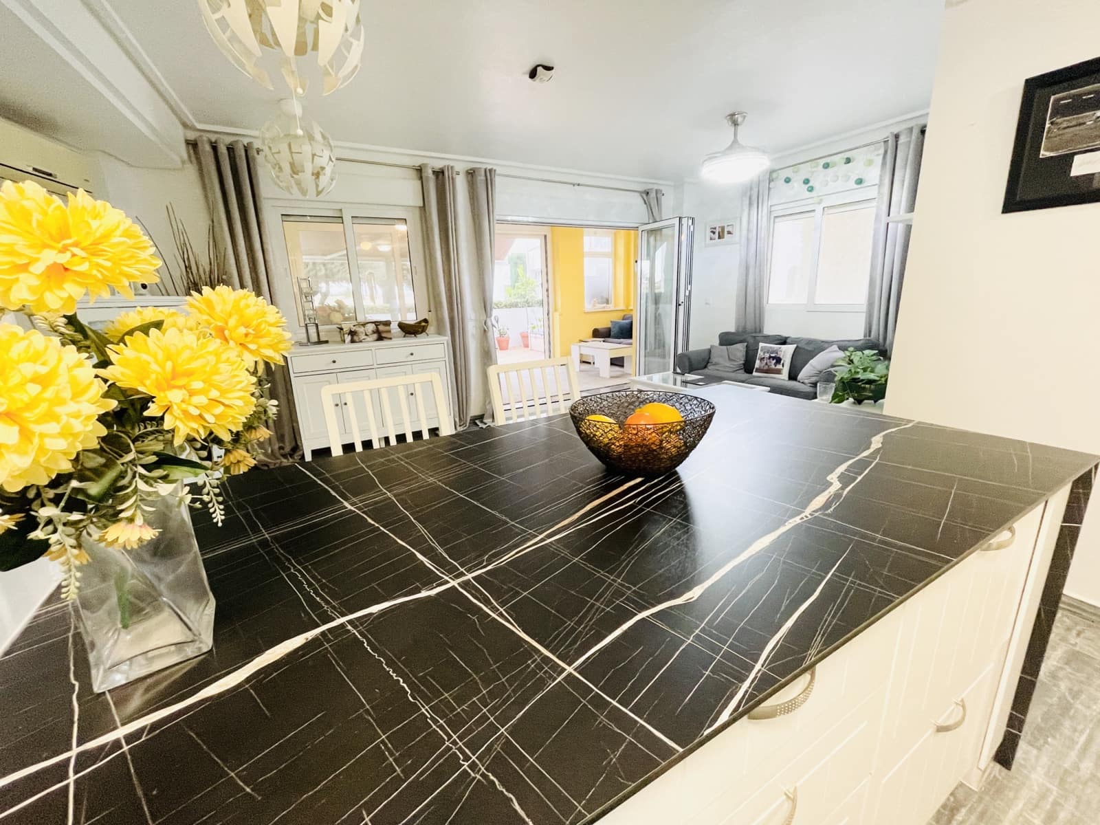 Apartamento de 2 habitaciones en Roldan en venta - 179.950 € (Ref: 9628196)