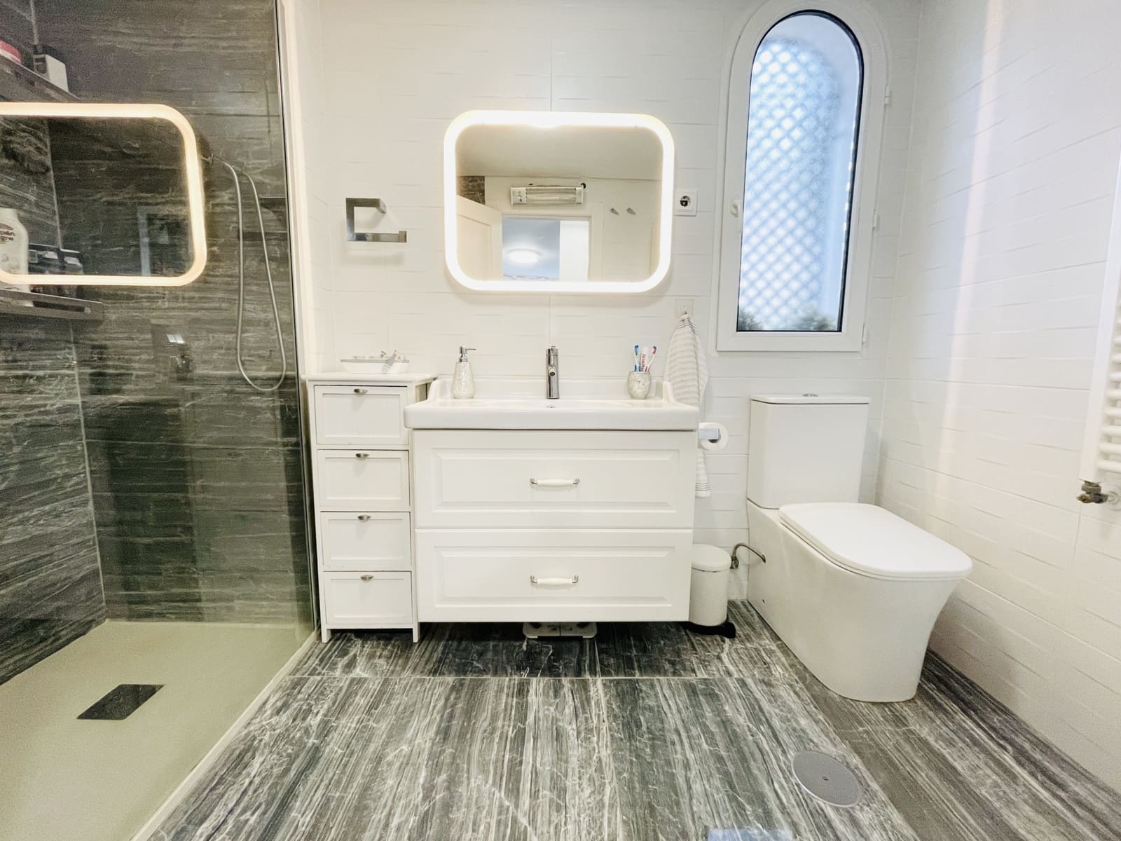 Apartamento de 2 habitaciones en Roldan en venta - 179.950 € (Ref: 9628196)