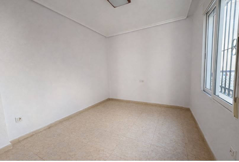 2 makuuhuone Omakotitalo myytävänä paikassa Sucina - 147 000 € (Ref: 9669254)