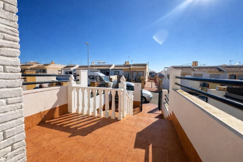 2 makuuhuone Omakotitalo myytävänä paikassa Sucina - 147 000 € (Ref: 9669254)