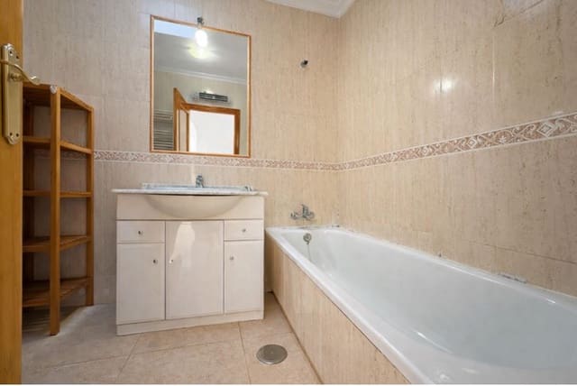 2 makuuhuone Omakotitalo myytävänä paikassa Sucina, Murcia kaupunki - 147 000 € (Ref: 9669254)