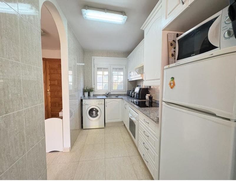 2 sovrum Villa till salu i Banos y Mendigo - 175 000 € (Ref: 9669400)