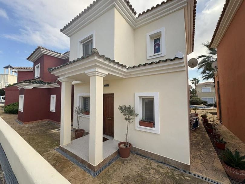 2 sovrum Villa till salu i Banos y Mendigo - 160 000 € (Ref: 9669401)
