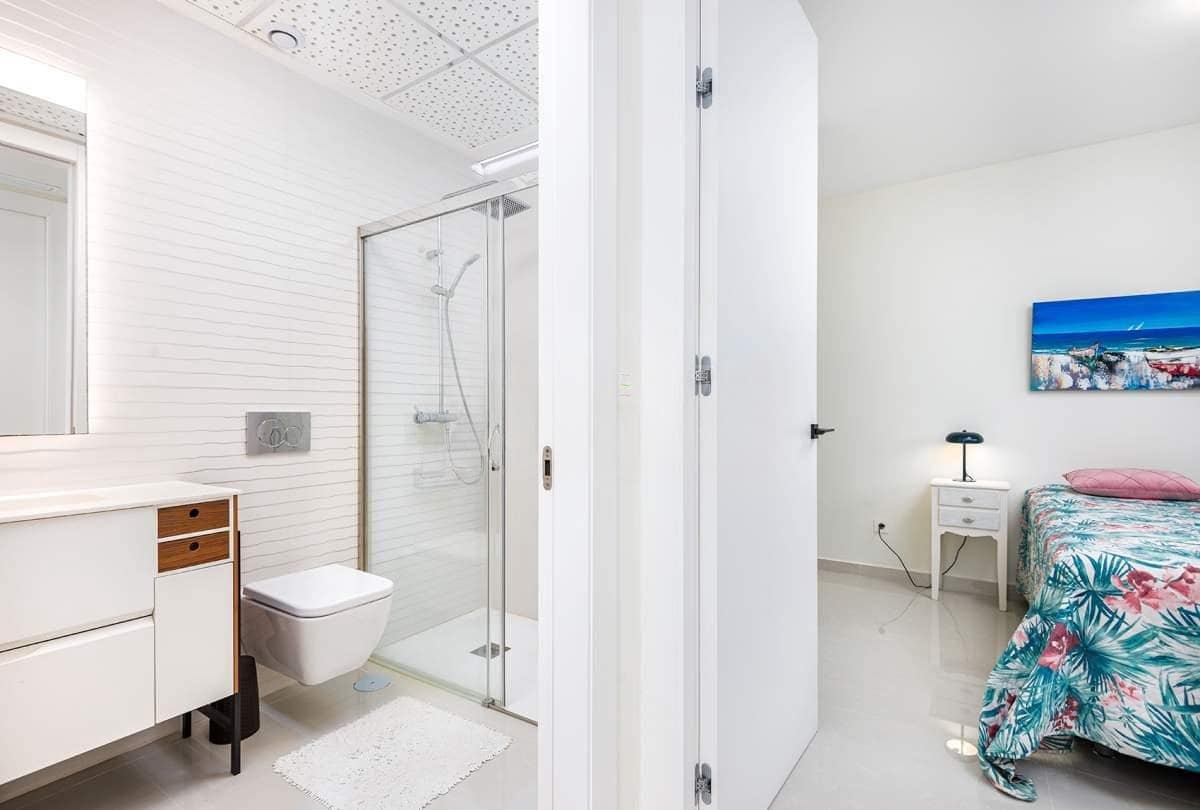 Apartamento de 2 habitaciones en Torre de la Horadada en venta - 239.500 € (Ref: 9675993)