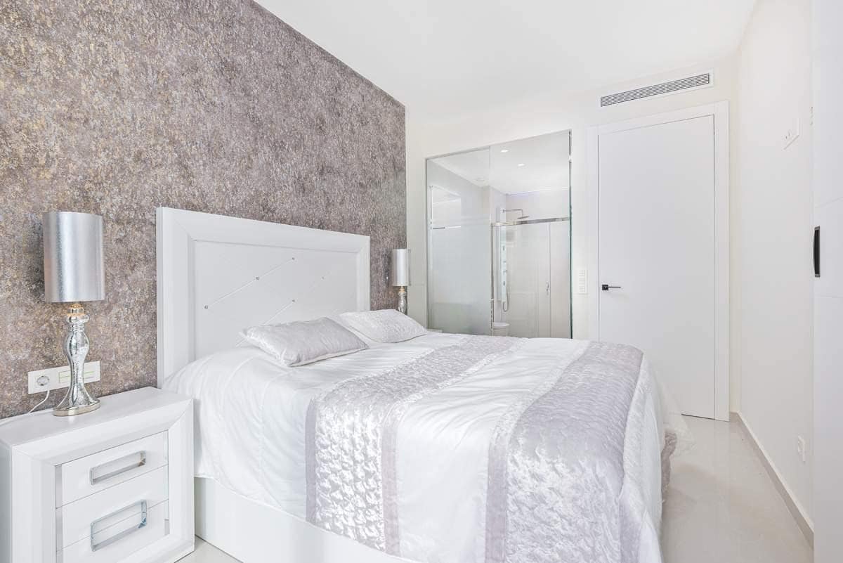 Apartamento de 2 habitaciones en Torre de la Horadada en venta - 239.500 € (Ref: 9675993)