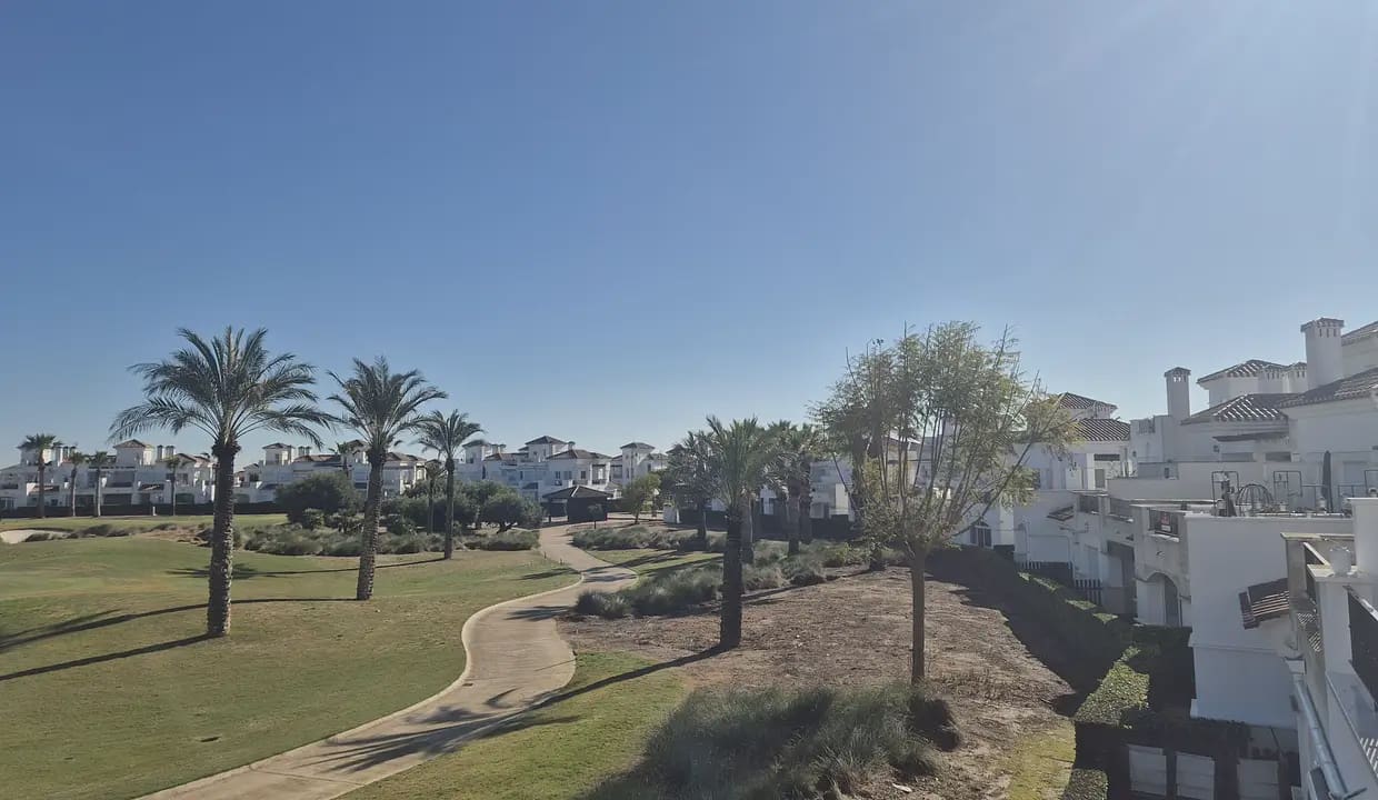 Casa de 2 habitaciones en Roldan en venta - 214.999 € (Ref: 9684378)