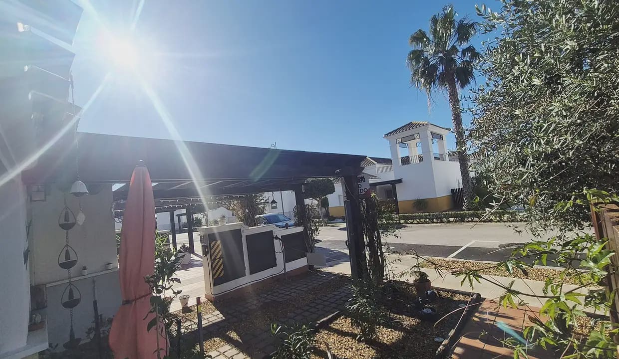 Casa de 2 habitaciones en Roldan en venta - 214.999 € (Ref: 9684378)
