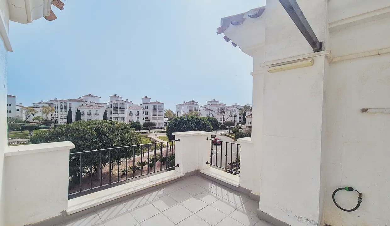 Casa de 2 habitaciones en Roldan en venta - 249.950 € (Ref: 9684379)