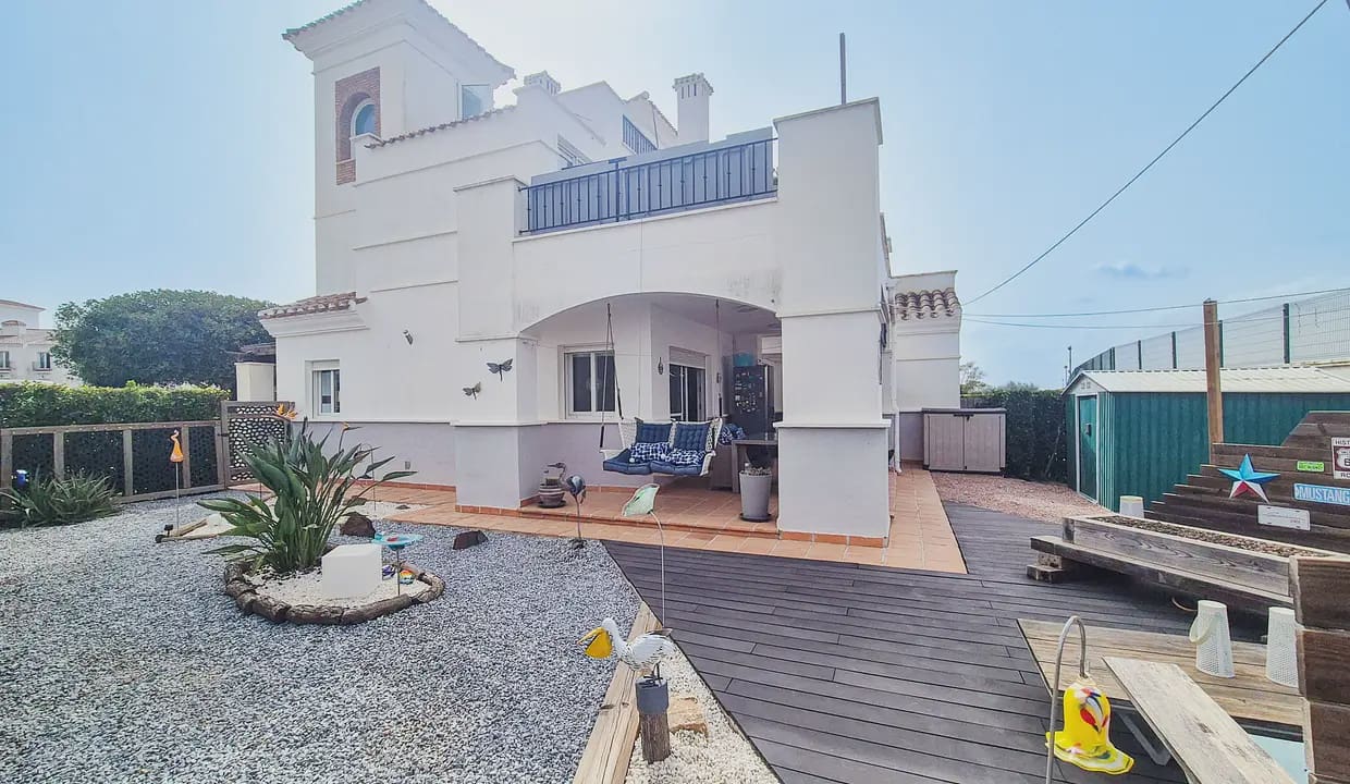 Casa de 2 habitaciones en Roldan en venta - 249.950 € (Ref: 9684379)