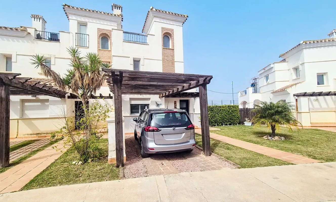 Casa de 2 habitaciones en Roldan en venta - 249.950 € (Ref: 9684379)