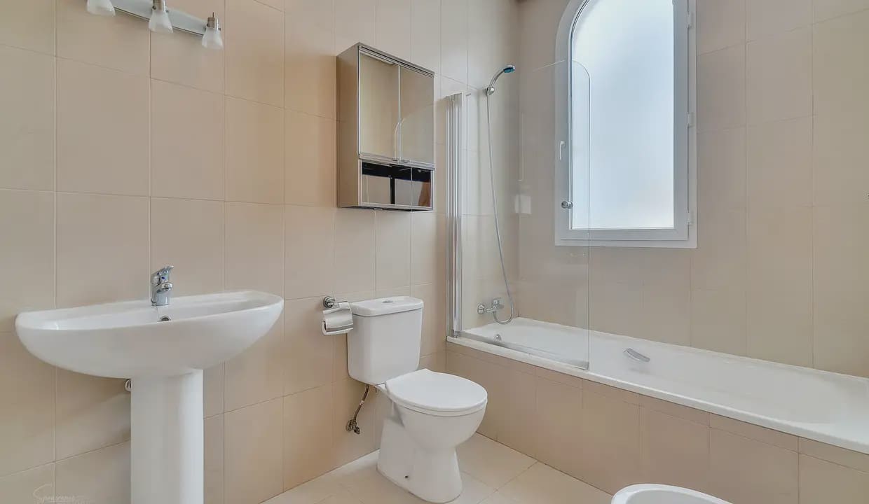 3 quarto Moradia para venda em La Torre Golf Resort com piscina - 349 950 € (Ref: 9687407)