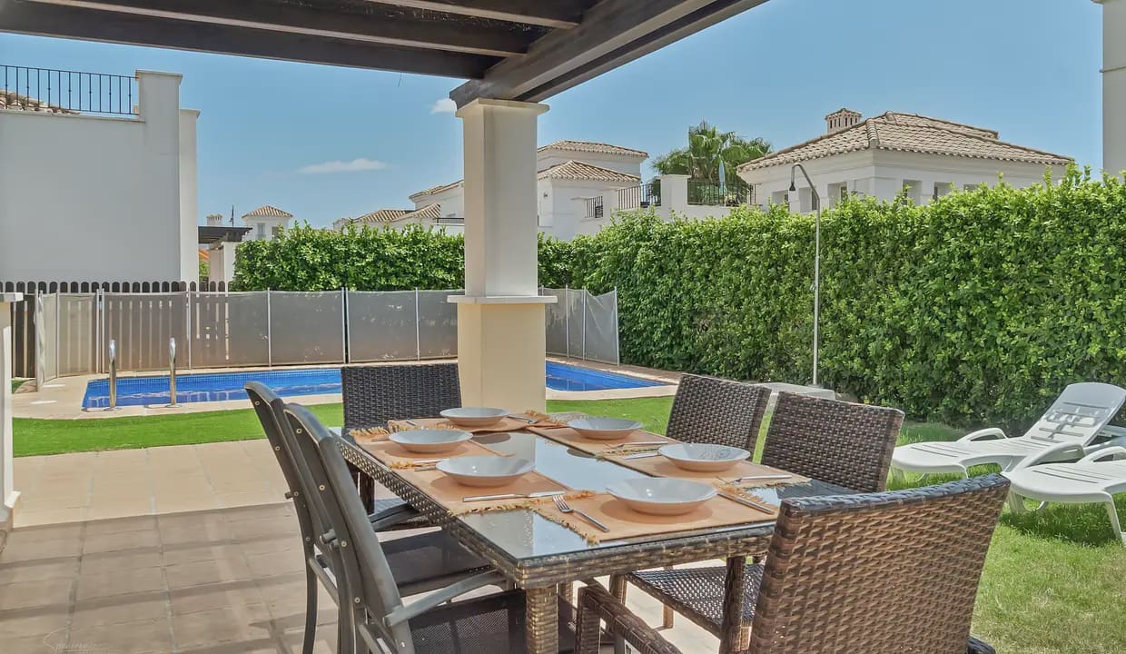 3 quarto Moradia para venda em La Torre Golf Resort com piscina - 349 950 € (Ref: 9687407)