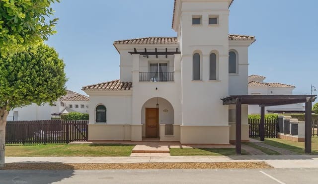 3 quarto Moradia para venda em La Torre Golf Resort, Torre-Pacheco com piscina - 349 950 € (Ref: 9687407)