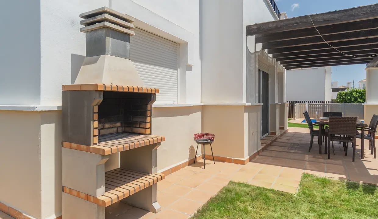 3 quarto Moradia para venda em La Torre Golf Resort com piscina - 349 950 € (Ref: 9687407)