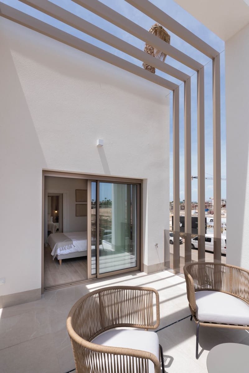 Chalet de 3 habitaciones en Los Alcázares en venta - 464.950 € (Ref: 9688498)