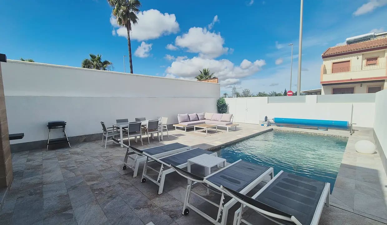 3 Zimmer Villa zu verkaufen in Avileses mit Garage - 259.950 € (Ref: 9694512)
