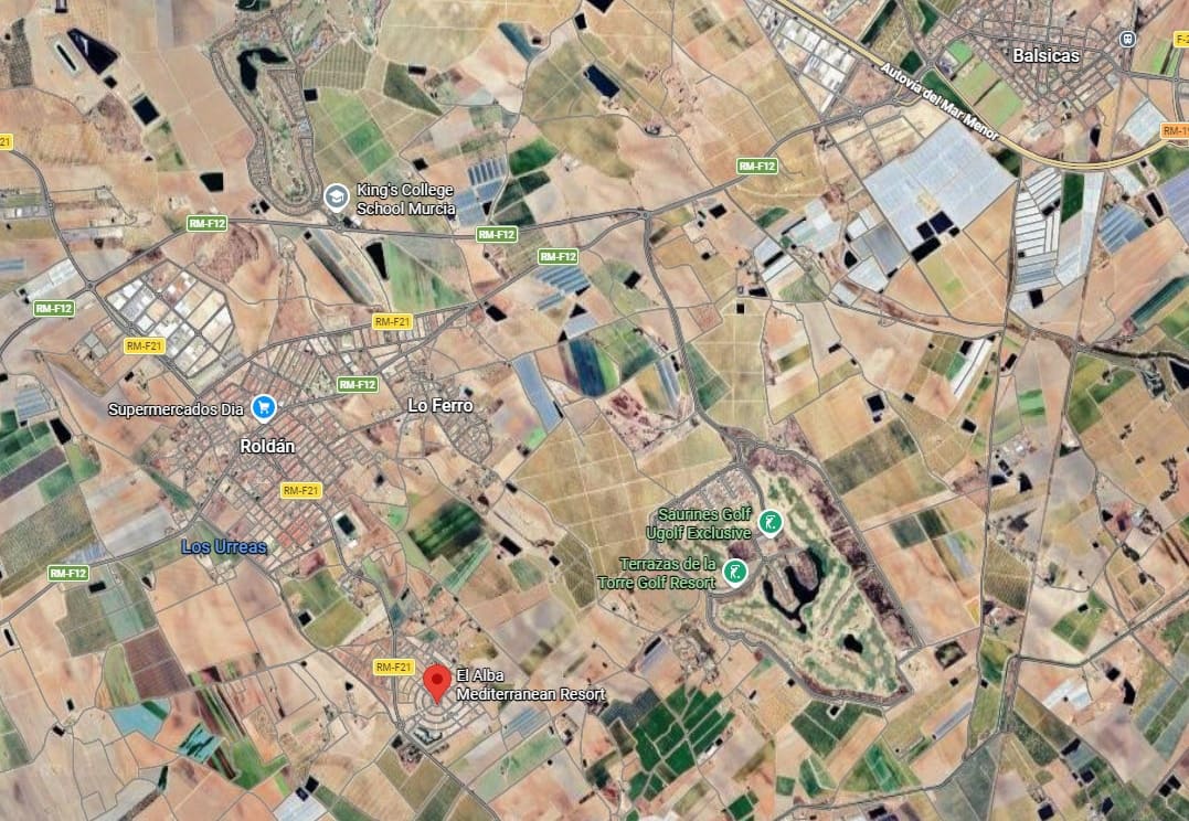 2 soveværelse Villa til salg i Roldan med swimmingpool - € 274.850 (Ref: 9708195)