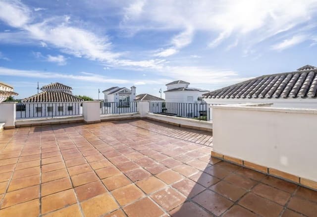 2 makuuhuone Huvila myytävänä paikassa La Torre Golf Resort, Torre-Pacheco mukana uima-altaan 
autotalli - 235 000 € (Ref: 9752589)
