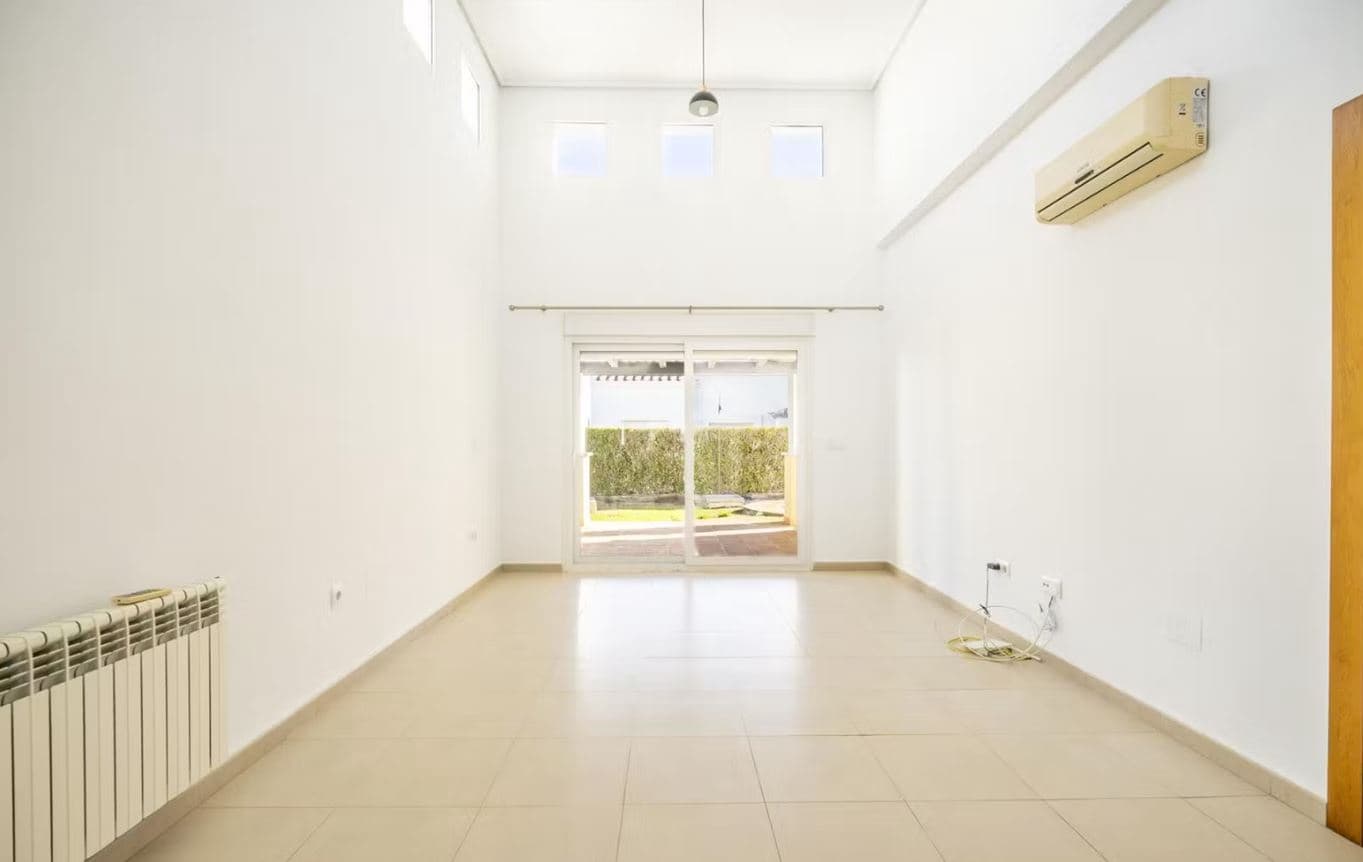 2 Zimmer Villa zu verkaufen in Roldan mit Pool - 235.000 € (Ref: 9752590)