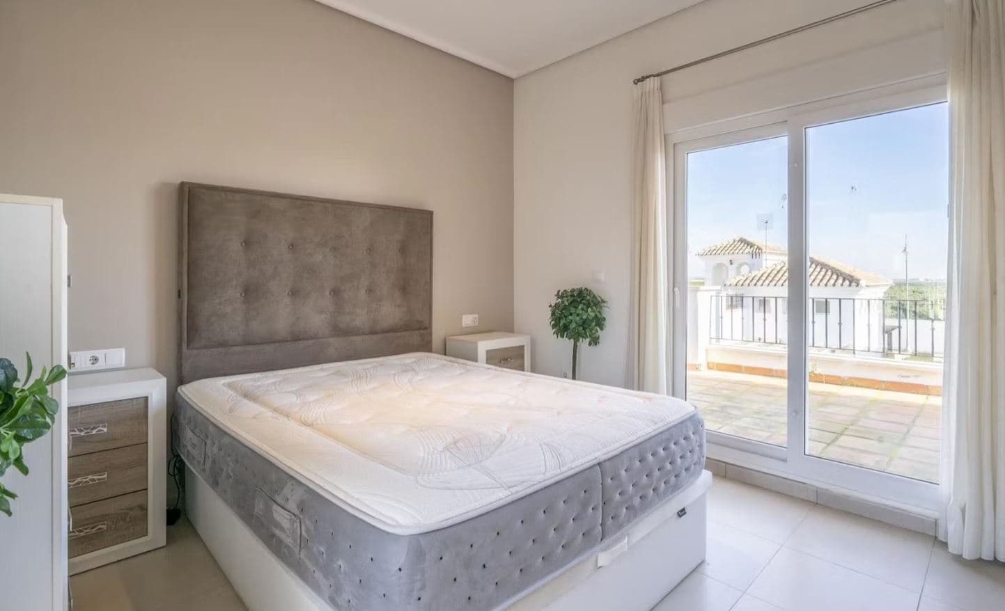 3 chambre Villa/Maison à vendre à Roldan avec piscine garage - 360 000 € (Ref: 9752592)