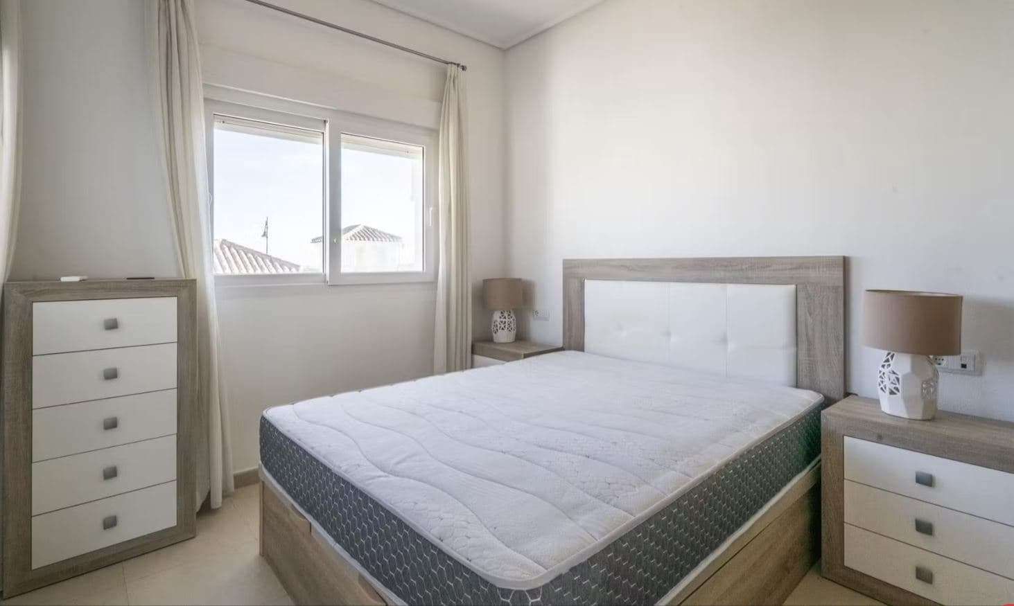 3 chambre Villa/Maison à vendre à Roldan avec piscine garage - 360 000 € (Ref: 9752592)