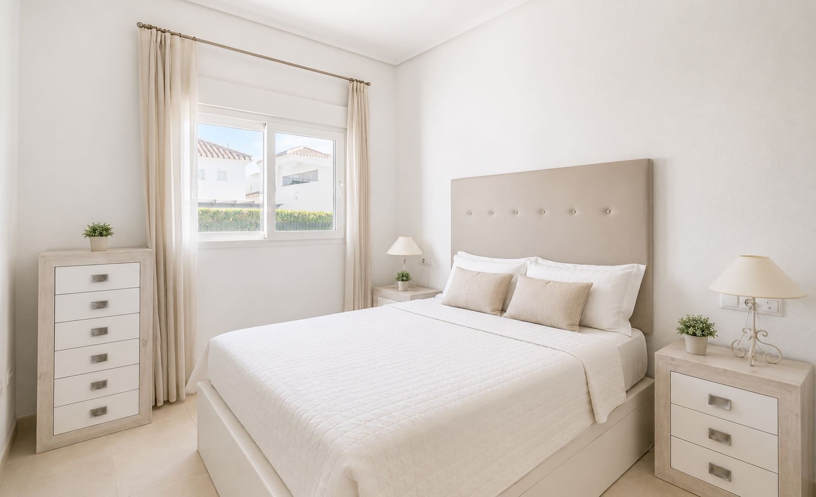 3 bedroom Villa for sale in Roldan with pool garage - € 349,950 (Ref: 9752592)