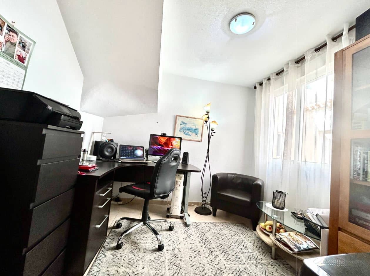 Apartamento de 3 habitaciones en Orihuela Costa en venta - 205.000 € (Ref: 9758096)