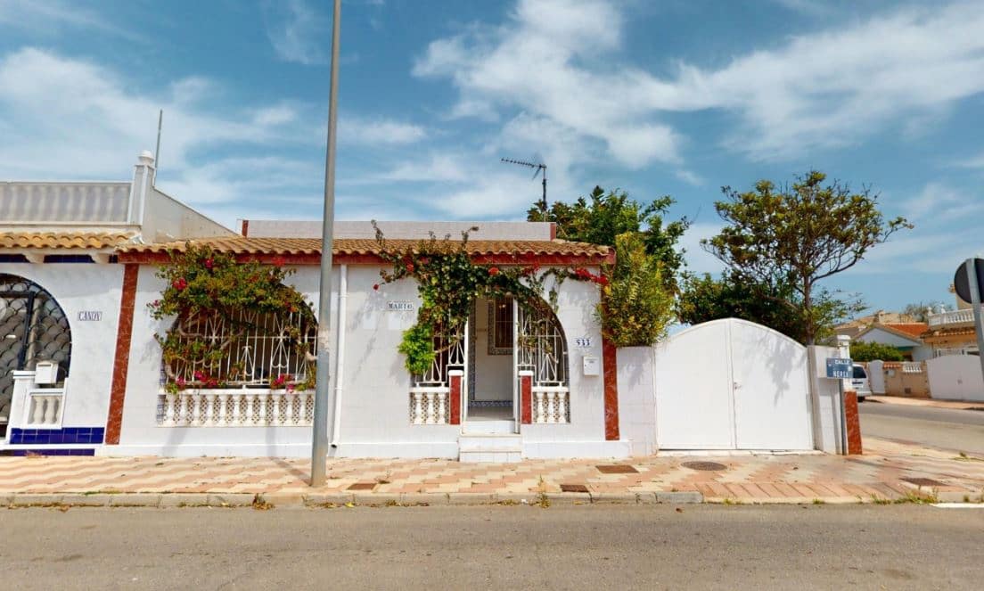 2 bedroom Townhouse for sale in Los Narejos - € 165,000 (Ref: 9769118)
