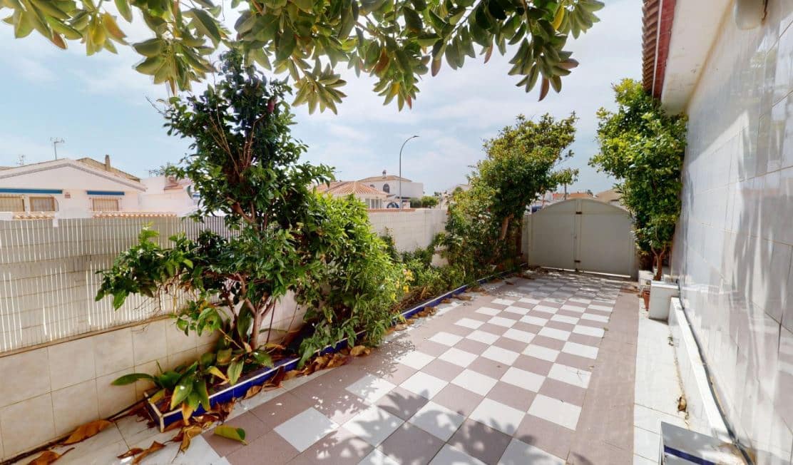 2 bedroom Townhouse for sale in Los Narejos - € 165,000 (Ref: 9769118)