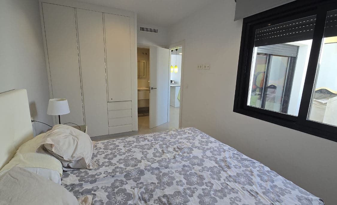 Apartamento de 2 habitaciones en San Pedro del Pinatar en venta - 185.000 € (Ref: 9787584)