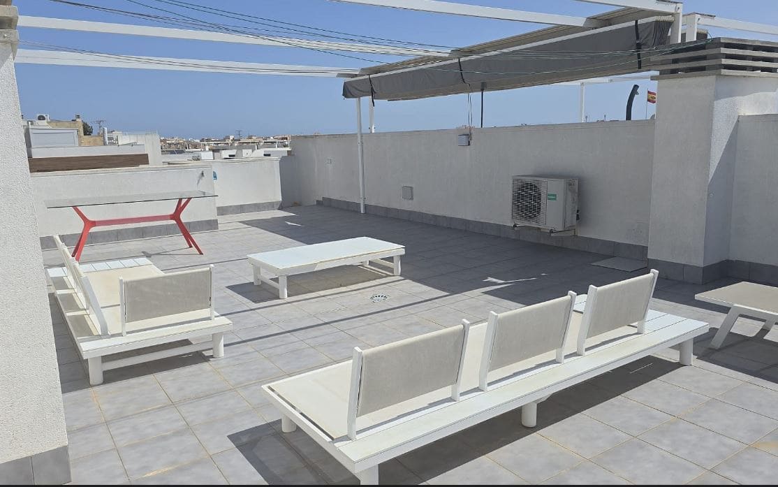 Apartamento de 2 habitaciones en San Pedro del Pinatar en venta - 185.000 € (Ref: 9787584)