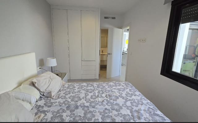 Apartamento de 2 habitaciones en San Pedro del Pinatar en venta - 185.000 € (Ref: 9787584)