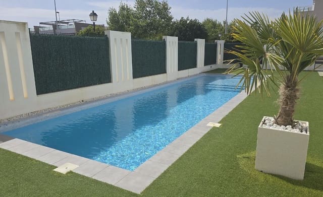 Apartamento de 2 habitaciones en San Pedro del Pinatar en venta - 185.000 € (Ref: 9787584)