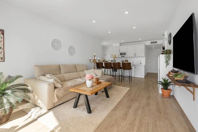 2 slaapkamer Appartement te koop in Los Alcázares met zwembad - € 264.900 (Ref: 9787824)