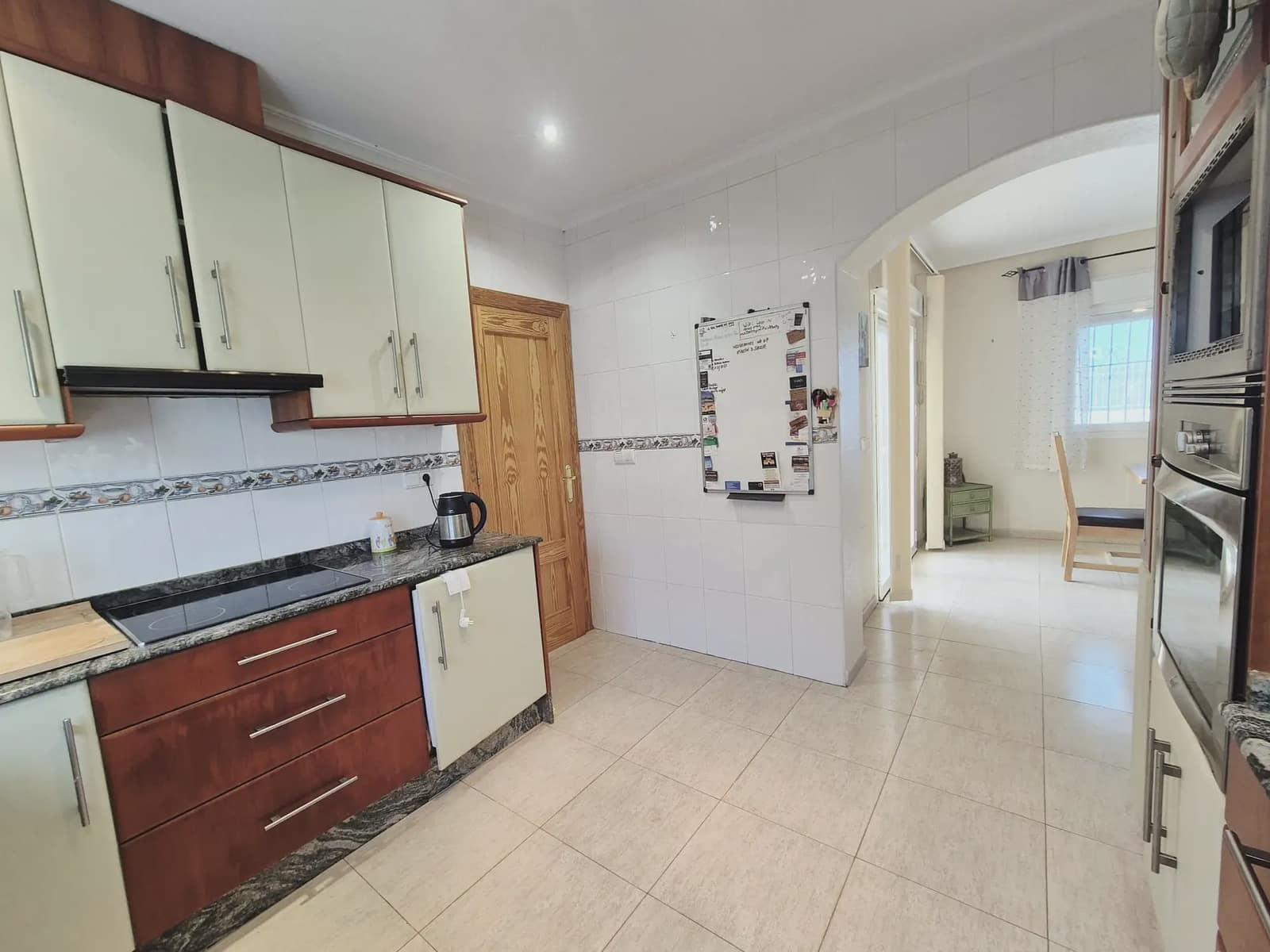 Chalet de 4 habitaciones en Murcia ciudad en venta con piscina - 299.000 € (Ref: 9812468)